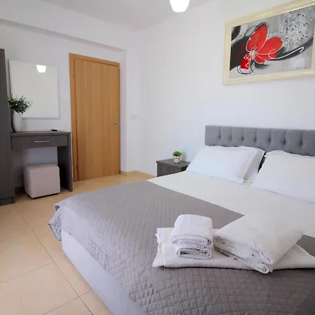 Afrimi Relax Daire Saranda